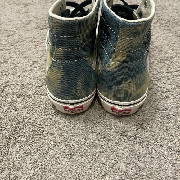 NWOT Vans High-Top Sneakers in Blue Acid Wash with Skull - Picture 3 of 6